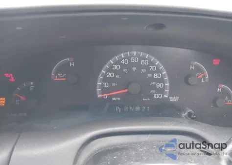 2002 Ford F-150 Xl/Xlt z USA, uszkodzony, nr VIN 2FTRF18W02CA21091